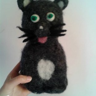Filcēts kaķīt's. /Iesūtījusi Marika/